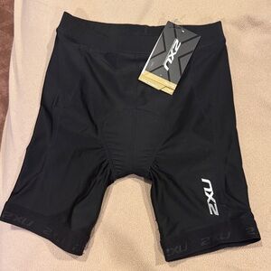 2XU Black Women's Athletic Shorts